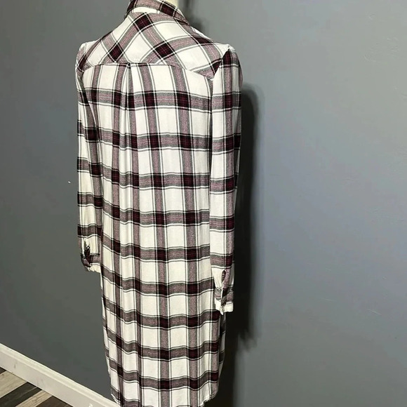 Maurices plaid button down duster shirt size small. - Picture 5 of 10